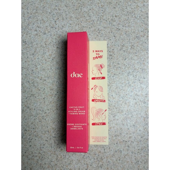 Other - dae Cactus Fruit 3-in-1 styling cream +taming wand